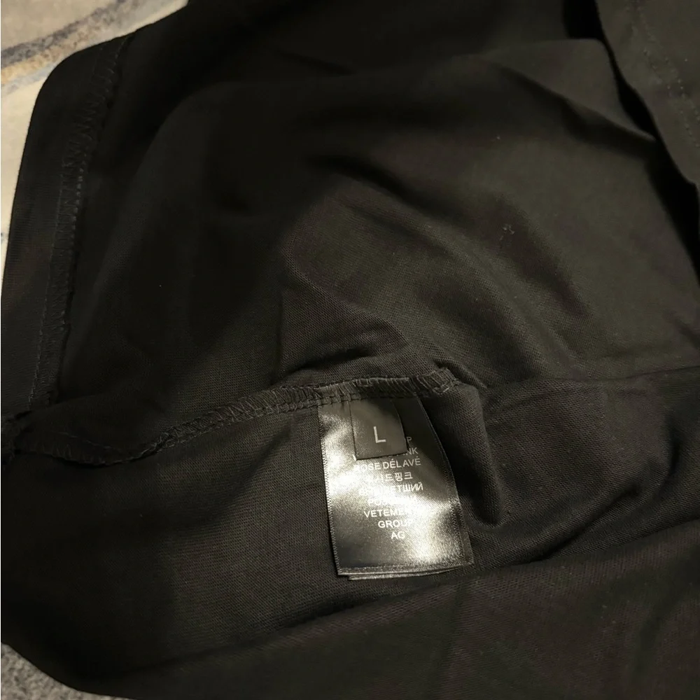 VETEMENTS Black My Name Is Vetements Tshirt Mens Size Large